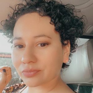 Meet your Posher, Iliana